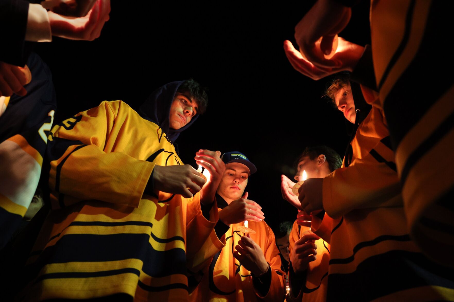 Hockey community gathers for student hit by stray bullet in St. Louis